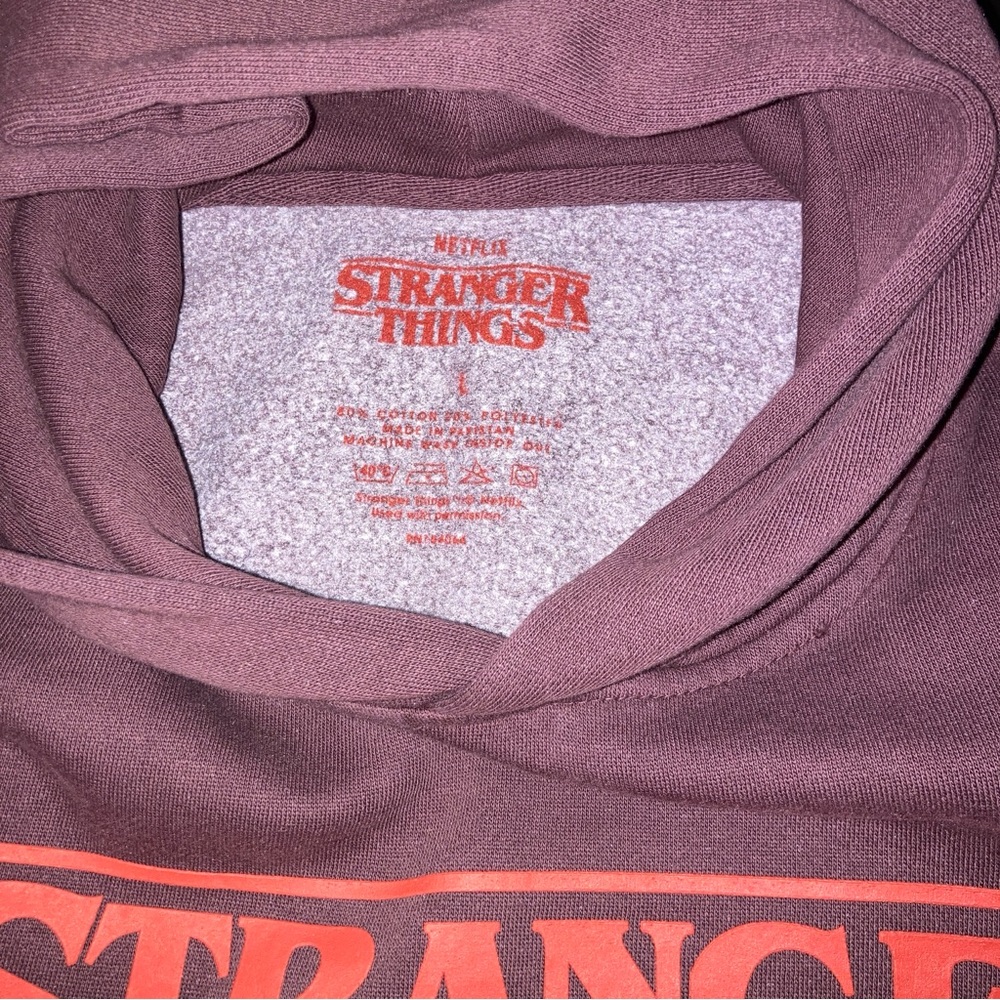 Netflix House Stranger Things Maroon Hoodie NWT - Picture 5 of 7